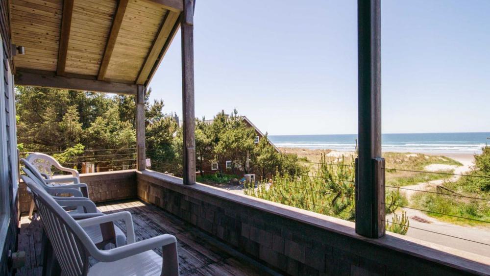 Chapman Cove by AvantStay Gorgeous Beach Bungalow w Sauna